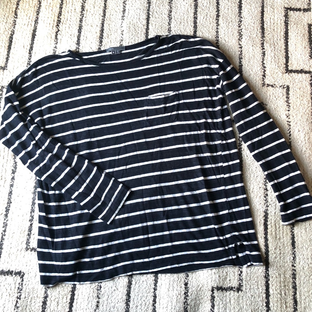 Vince light sweater